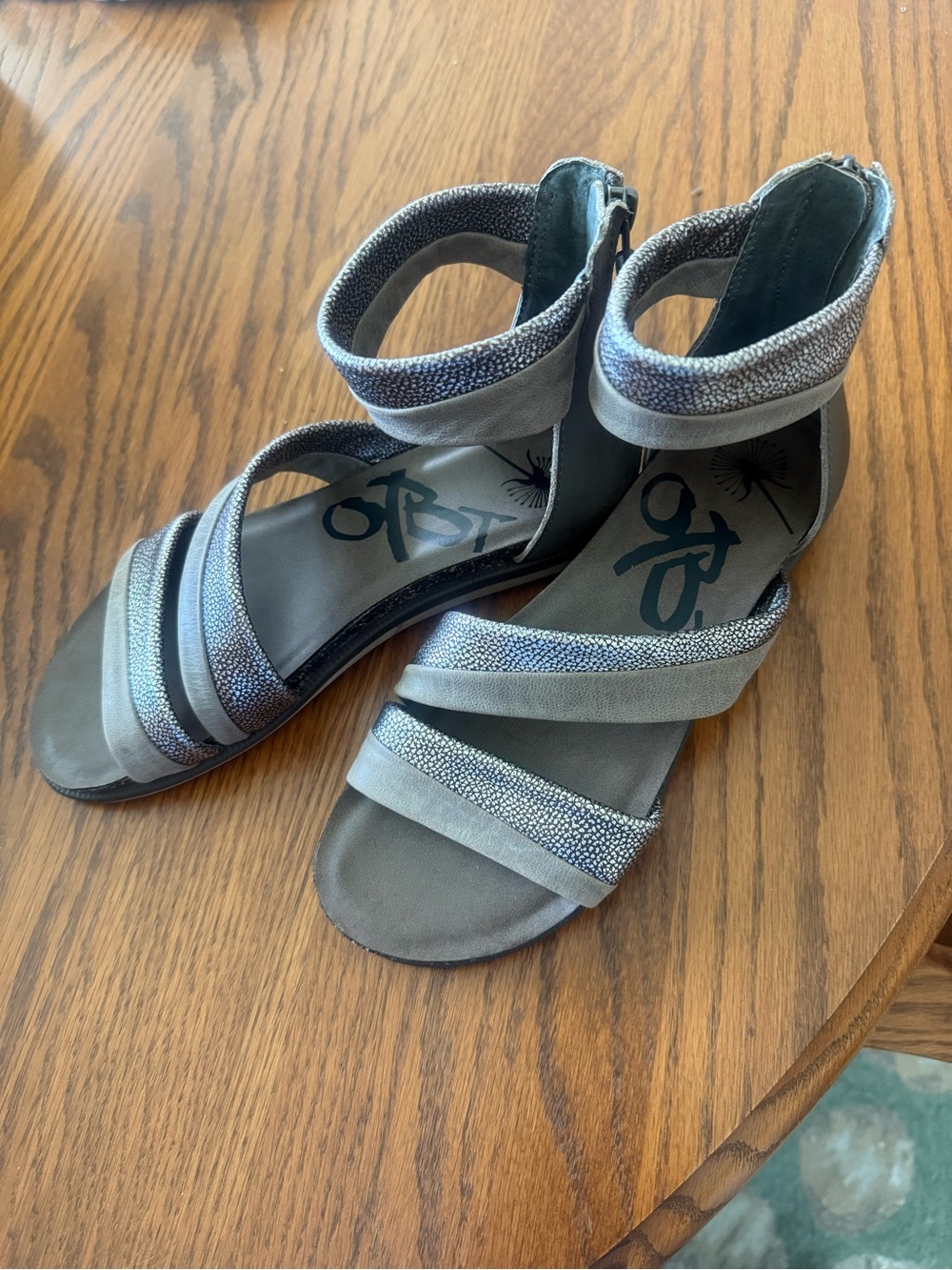 New OTBT Silver-Grey Strappy Ankle Wrap Sandals